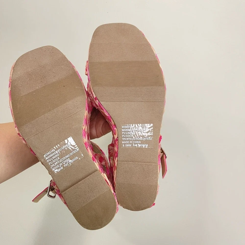 NWT Torrid Pink Raffia Barbiecore Platform Espadrille Summer Wedge Sandals 9.5